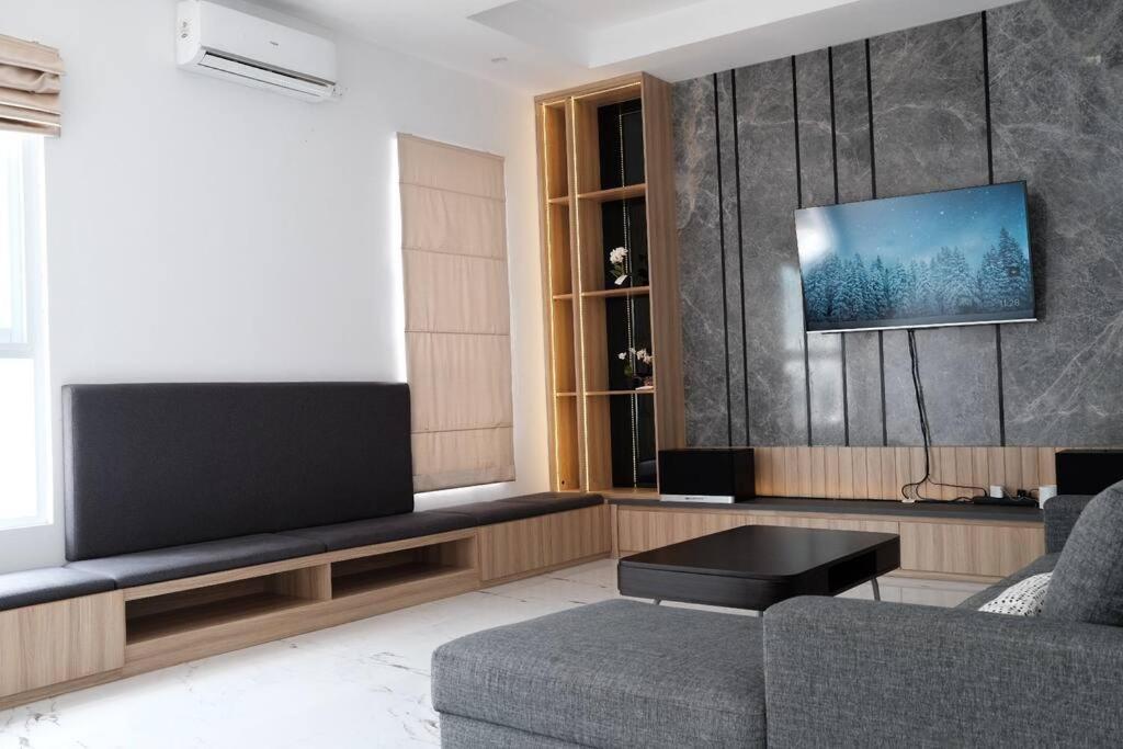 Villa 55 With Pool, Karaoke And Rooftop Bogor Extérieur photo
